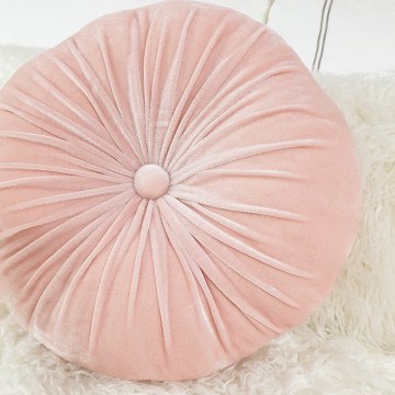 Perna decorativa rotunda catifea roz pudra 33 cm