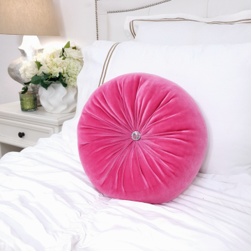 Perna decorativa rotunda catifea soft roz fucsia 33 cm